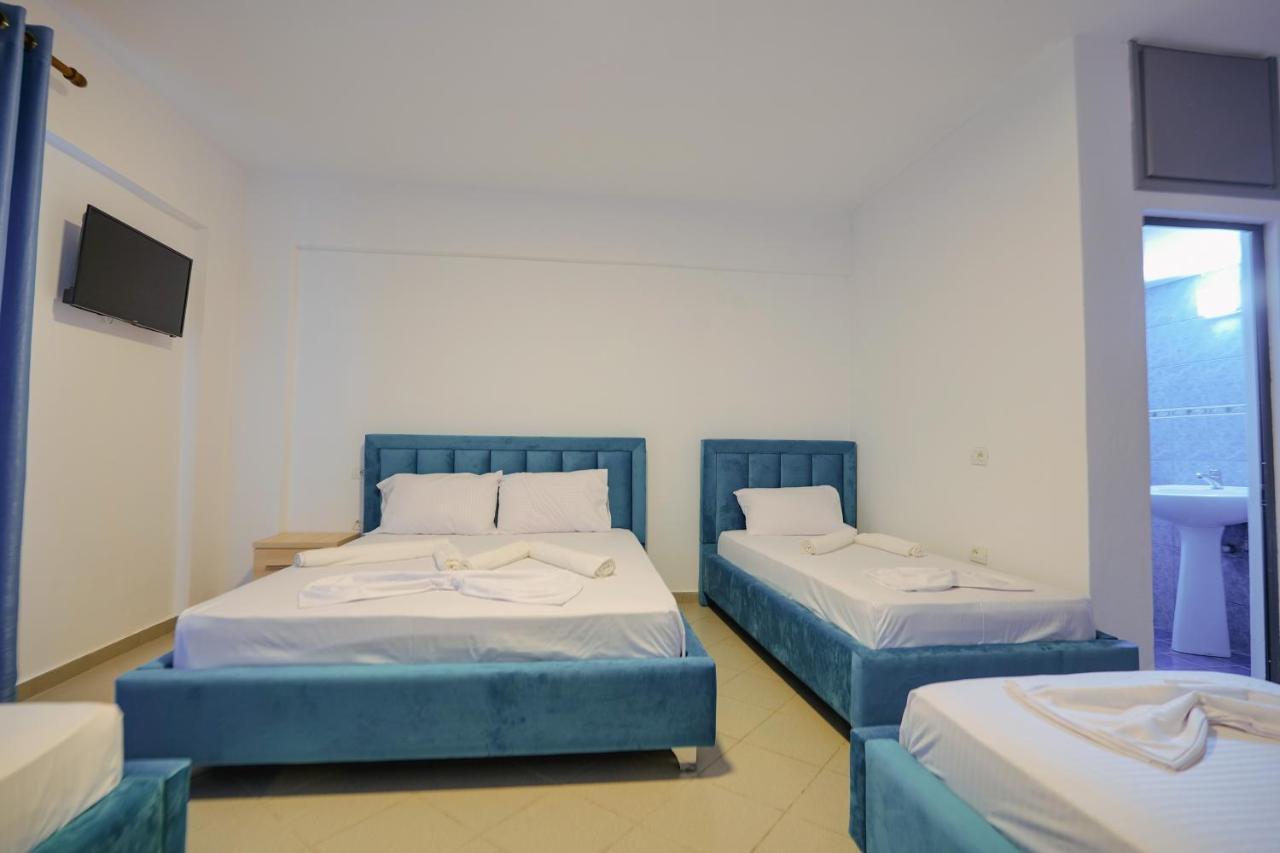 Mema Rooms Himare Exterior photo