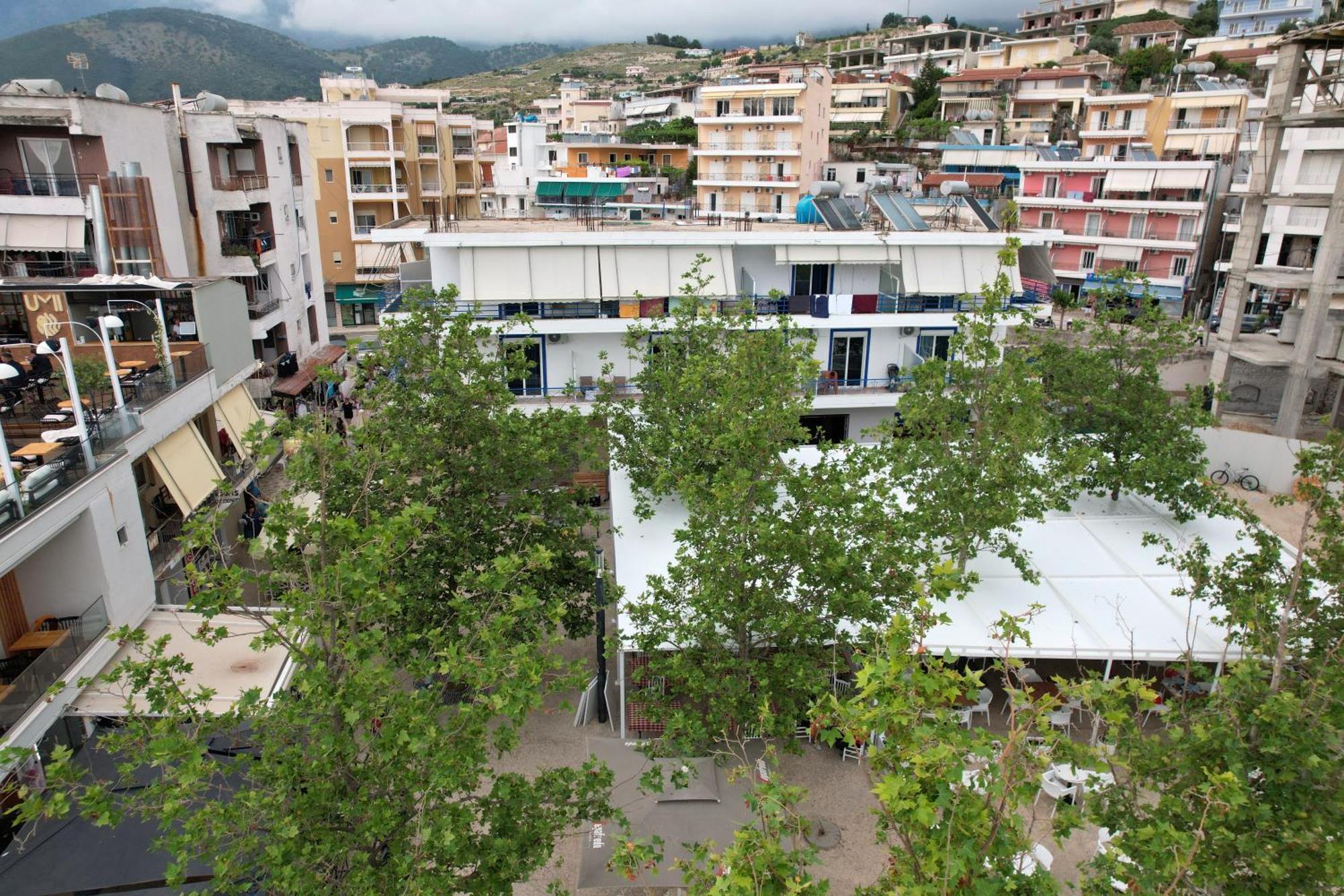 Mema Rooms Himare Exterior photo